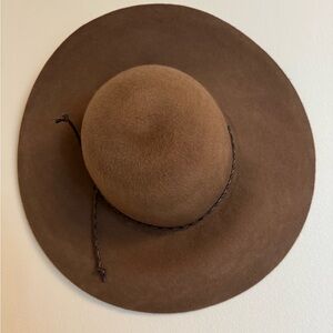 Elegant Brown Women's Wool Hat